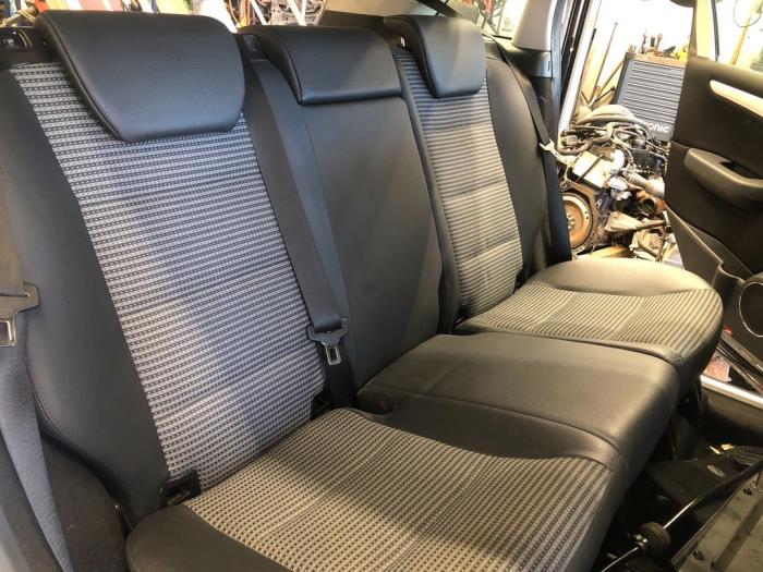 Verkleidung Set (komplett) van een Mercedes-Benz B (W245) 2.0 B-200 CDI 16V 2008