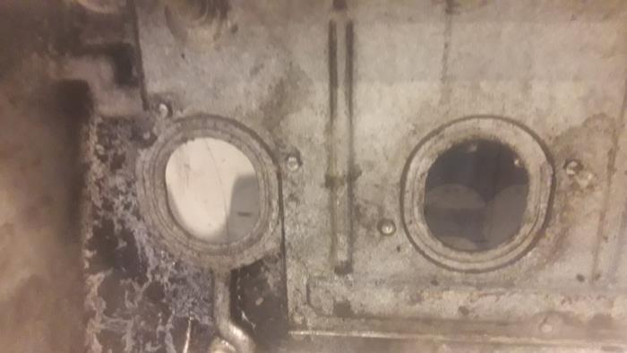 Ventildeckel van een Mercedes-Benz E (W210) 3.0 E-300D 24V 1997