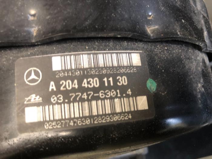 Brake servo from a Mercedes-Benz C Estate (S204) 2.2 C-200 CDI 16V . 2009