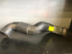 Used Air intake hose Mercedes Sprinter 3t (903) 308 CDI 16V Price on request offered by Tijdeman Mercedes Onderdelen