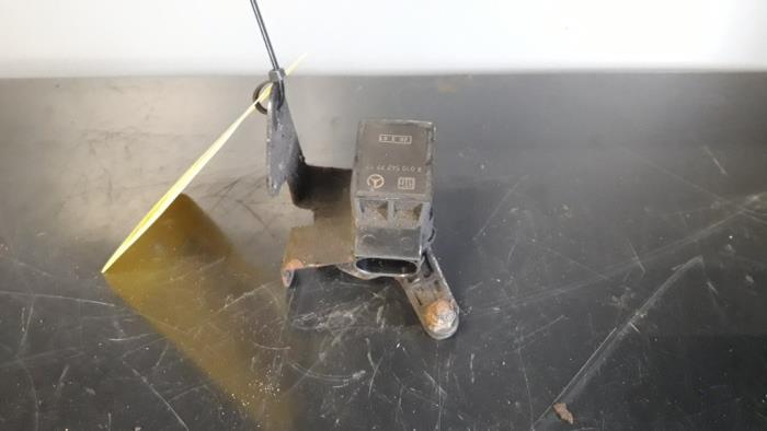 Begagnade Sensor (övriga) Mercedes E-Klasse Pris € 39,00 Marginaltabell erbjuds av Tijdeman Mercedes Onderdelen