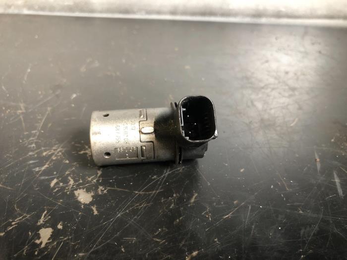 PDC Sensor van een Mercedes-Benz B (W245) 2.0 B-200 CDI 16V 2008