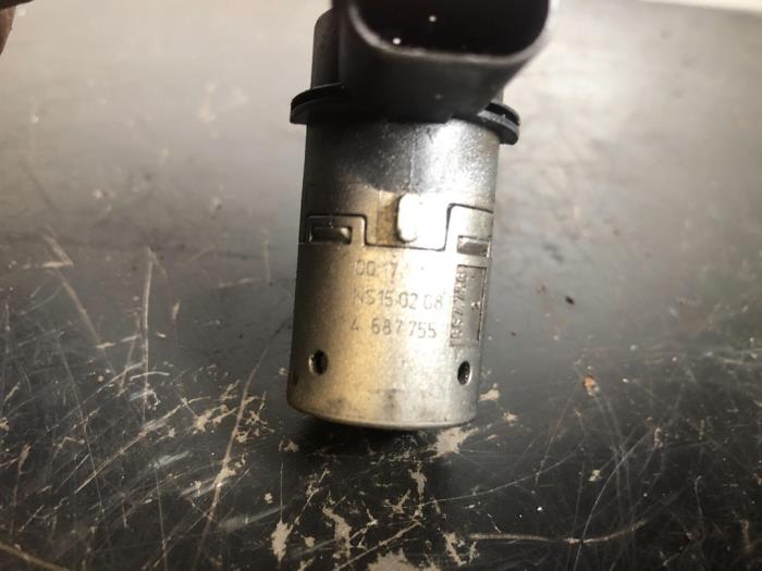 PDC Sensor van een Mercedes-Benz B (W245) 2.0 B-200 CDI 16V 2008