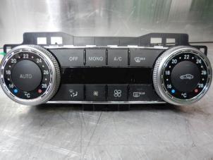 Used Air conditioning control panel Mercedes C (W204) 2.2 C-250 CDI 16V BlueEFFICIENCY Price € 75,00 Margin scheme offered by Tijdeman Mercedes Onderdelen