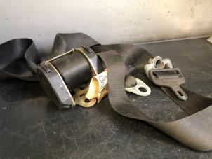 Used Front seatbelt, right Mercedes MB 100D (631/643) MB 100D Price on request offered by Tijdeman Mercedes Onderdelen