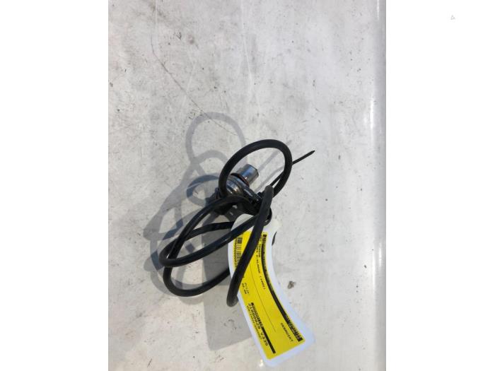 Begagnade ABS-sensor Mercedes E (W124) 4.2 420 E 32V Pris € 50,00 Marginaltabell erbjuds av Tijdeman Mercedes Onderdelen