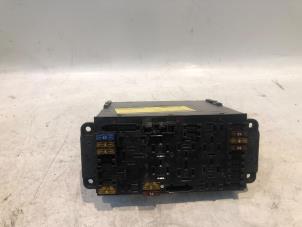 Begagnade Säkringsbox Mercedes C (W203) 1.8 C-180K 16V Pris € 140,00 Marginaltabell erbjuds av Tijdeman Mercedes Onderdelen