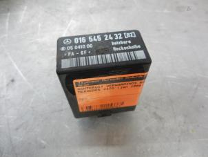 Used Rear window heating relay Mercedes Vito (638.0) 2.3 110D Price on request offered by Tijdeman Mercedes Onderdelen