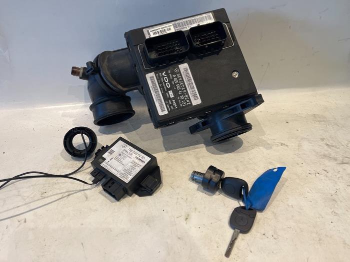 Used Ignition lock + computer Mercedes A (W168) 1.6 A-160 Price € 125,00 Margin scheme offered by Tijdeman Mercedes Onderdelen