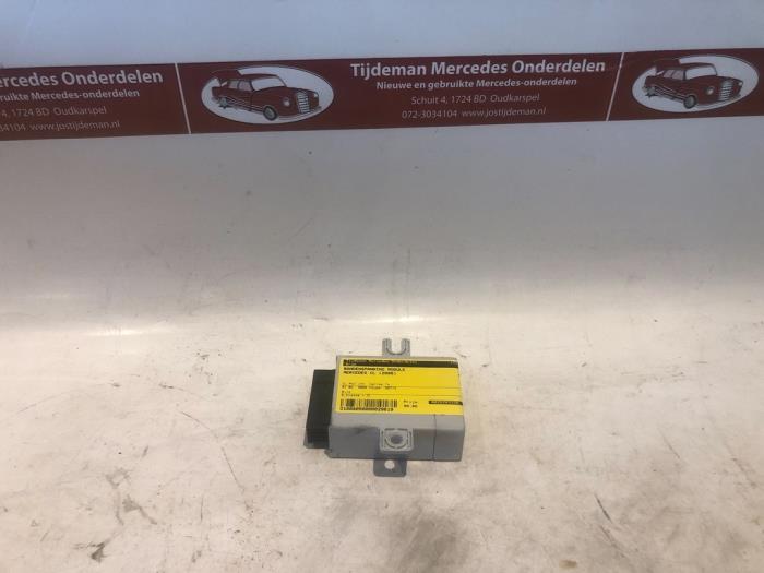 Begagnade Däcktrycksmodul Mercedes CL (215) 5.0 CL-500 V8 24V Pris € 99,00 Marginaltabell erbjuds av Tijdeman Mercedes Onderdelen