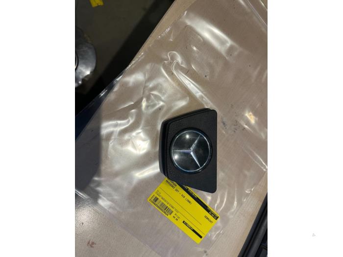 Używane Rózne Mercedes L-Serie 2t (601) 209D Cena € 72,60 Z VAT oferowane przez Tijdeman Mercedes Onderdelen
