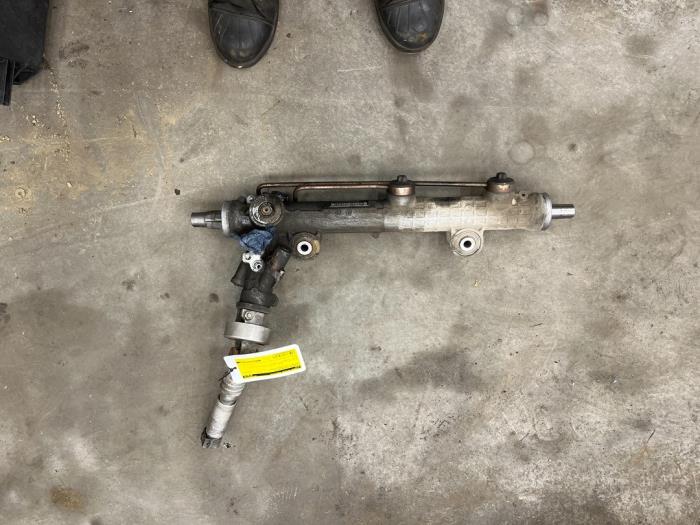 Gebrauchte Lenkgetriebe Servo Mercedes E (W211) 1.8 E-200 CGI 16V Preis € 125,00 Margenregelung angeboten von Tijdeman Mercedes Onderdelen