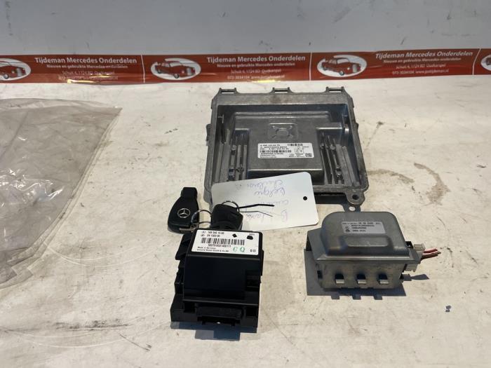 Used Ignition lock + computer Mercedes B (W245) 2.0 B-200 16V Turbo Price € 198,00 Margin scheme offered by Tijdeman Mercedes Onderdelen