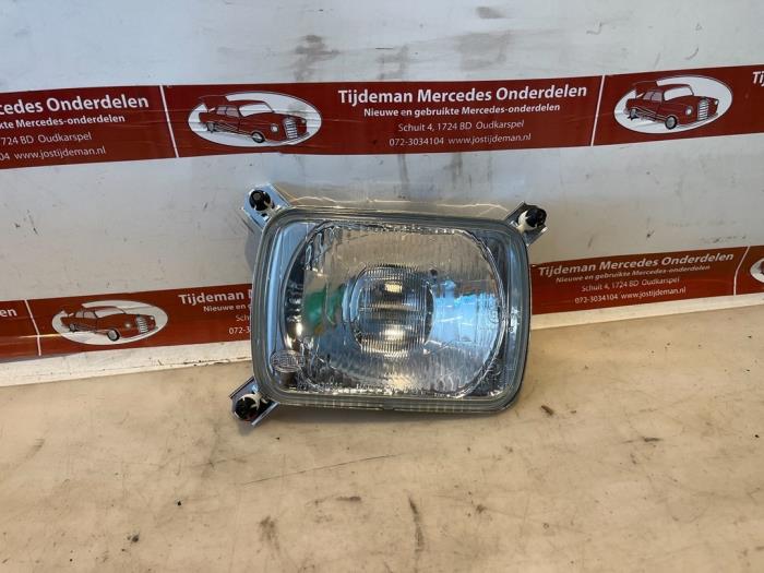 Nowe Halogen prawy Volkswagen Golf II (19E) Cena € 72,60 Z VAT oferowane przez Tijdeman Mercedes Onderdelen