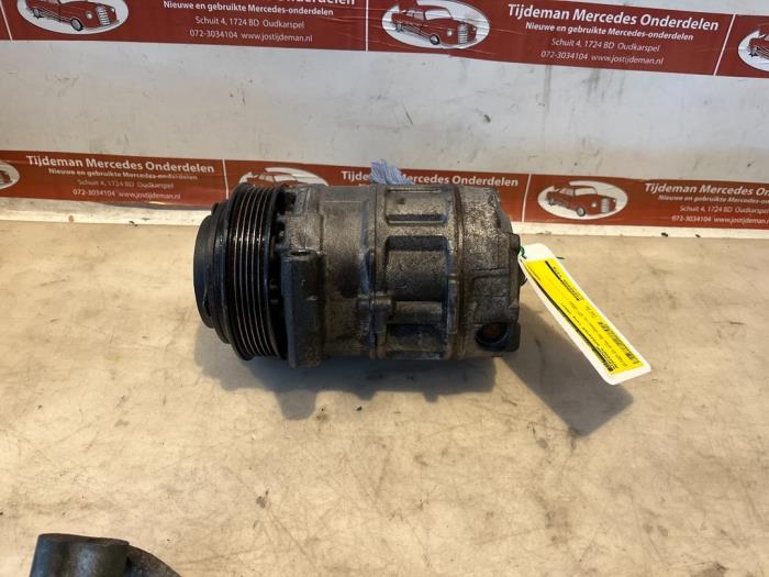 Usagé Pompe clim Mercedes Sprinter 2t (901/902) 211 CDI 16V Prix € 181,50 Prix TTC proposé par Tijdeman Mercedes Onderdelen