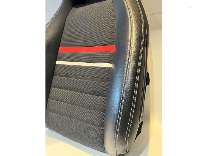 Oparcie lewe (fotel) z Mercedes-Benz A (W176) 1.6 A-180 16V 2016