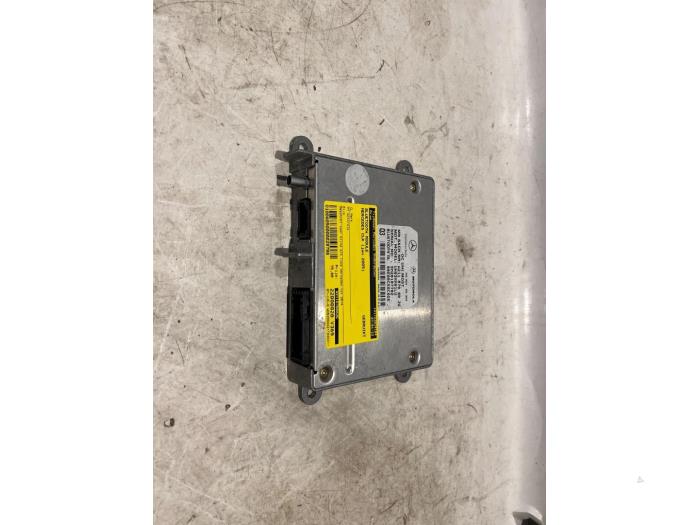 Używane Modul Bluetooth Mercedes CLK (R209) 1.8 200 K 16V Cena € 75,00 Procedura marży oferowane przez Tijdeman Mercedes Onderdelen
