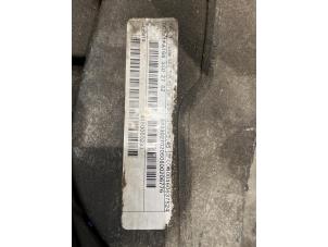 Differential vorne van een Mercedes-Benz R (W251) 5.0 500 V8 32V 4-Matic 2007