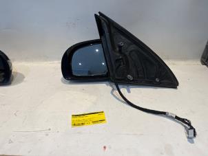 Used Wing mirror, left Mercedes R (W251) 5.0 500 V8 32V 4-Matic Price € 225,00 Margin scheme offered by Tijdeman Mercedes Onderdelen