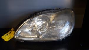 Used Headlight, left Mercedes S (W220) 3.2 S-320 CDI 24V Price € 125,00 Margin scheme offered by Tijdeman Mercedes Onderdelen