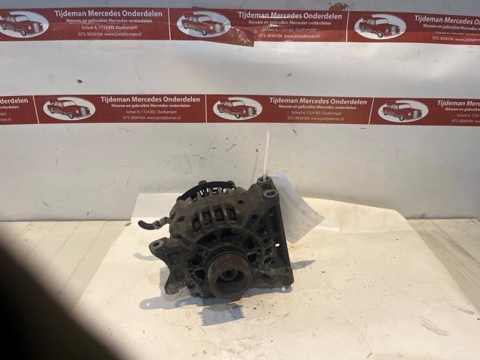 Usagé Dynamo Mercedes B (W245) 1.7 B-170 16V Prix € 45,00 Règlement à la marge proposé par Tijdeman Mercedes Onderdelen
