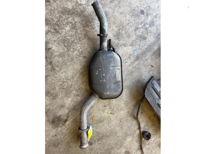 Gebrauchte Auspuff Mitteldämpfer Mercedes 190 D (W201) 2.5 TD Preis € 50,00 Margenregelung angeboten von Tijdeman Mercedes Onderdelen