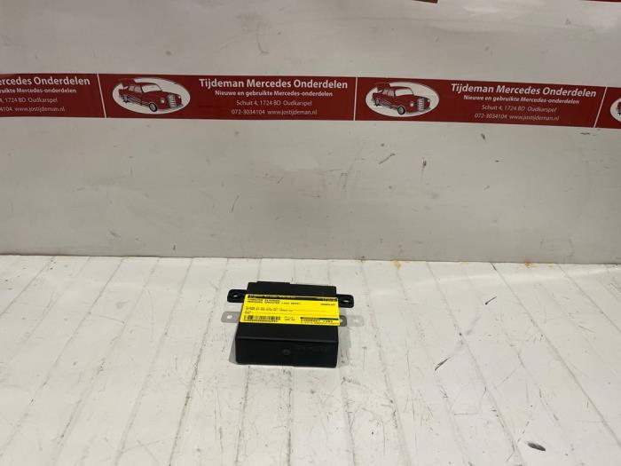 Usagé Ordinateur divers Mercedes Sprinter 3,5t (906.63) 310 CDI 16V Prix € 242,00 Prix TTC proposé par Tijdeman Mercedes Onderdelen