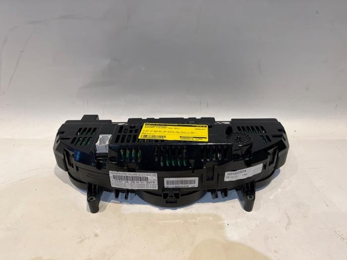 Begagnade Instrumentpanel Mercedes C Estate (S204) 1.8 C-180 CGI 16V Pris på förfrågan erbjuds av Tijdeman Mercedes Onderdelen