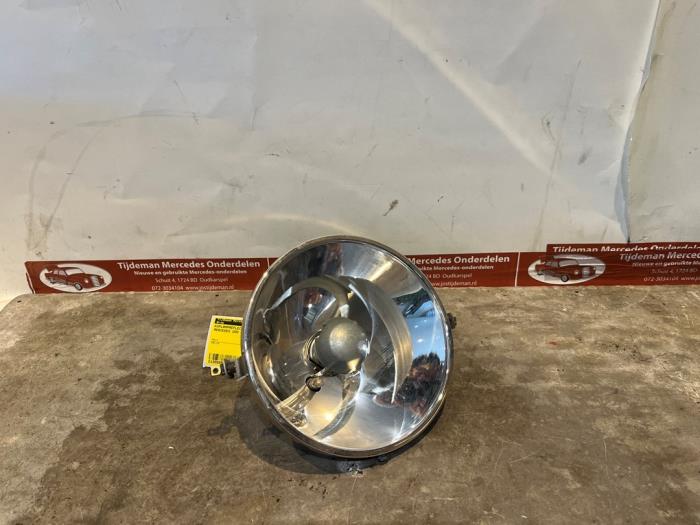 Używane Element odblaskowy reflektora lewego Mercedes 200 - 500 Cena € 50,00 Procedura marży oferowane przez Tijdeman Mercedes Onderdelen