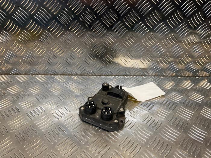 Used Ignition module Mercedes E (W124) 3.0 300 E Price € 150,00 Margin scheme offered by Tijdeman Mercedes Onderdelen