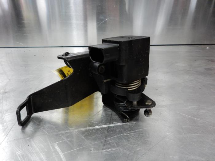 Gebrauchte Gaspedalposition Sensor Mercedes C Combi (S202) 2.2 C-200 CDI 16V Preis € 49,00 Margenregelung angeboten von Tijdeman Mercedes Onderdelen