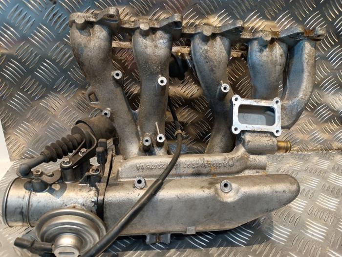 Gebrauchte Ansaugbrugge Mercedes E (W210) 2.2 E-220 CDI 16V Preis € 75,00 Margenregelung angeboten von Tijdeman Mercedes Onderdelen