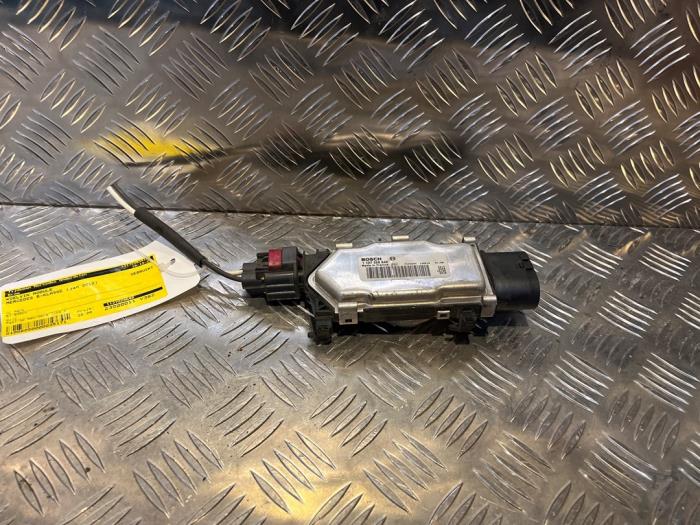Używane Modul wentylator Mercedes B (W246/W242) 1.6 B-180 BlueEFFICIENCY Turbo 16V Cena € 30,00 Procedura marży oferowane przez Tijdeman Mercedes Onderdelen