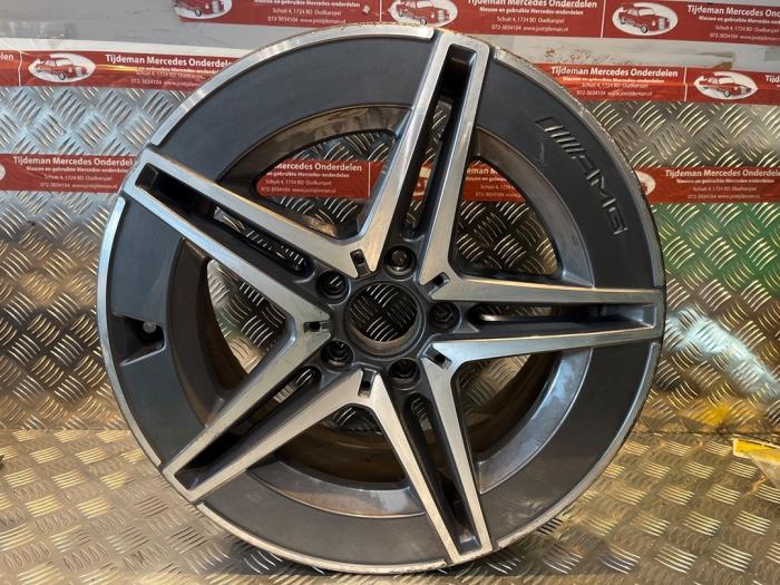 Używane Obrecz Mercedes C Estate AMG (S206) C-43 AMG 2.0 Turbo 4-Matic+ Cena € 125,00 Procedura marży oferowane przez Tijdeman Mercedes Onderdelen