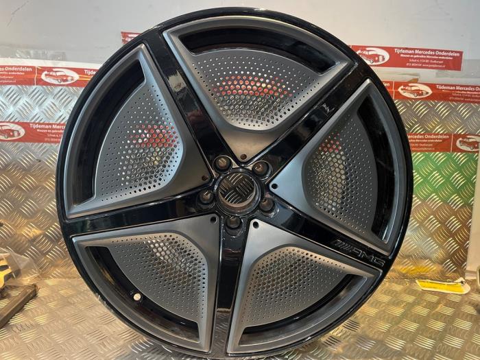 Używane Obrecz Mercedes EQS (X296) 580 4-Matic 118 kWh Cena € 125,00 Procedura marży oferowane przez Tijdeman Mercedes Onderdelen
