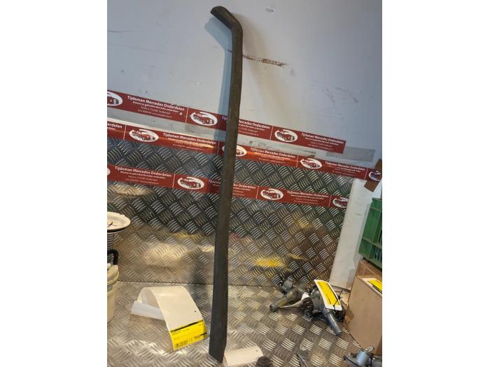 Gebrauchte Windschutzscheibe blende Mercedes L serie 4t (309/611) 410D Preis € 90,75 Mit Mehrwertsteuer angeboten von Tijdeman Mercedes Onderdelen