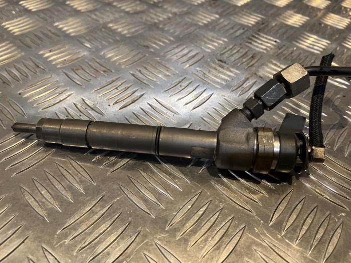 Usagé Injecteurs Mercedes A (W169) 2.0 A-160 CDI 16V 3-Drs. Prix € 45,00 Règlement à la marge proposé par Tijdeman Mercedes Onderdelen