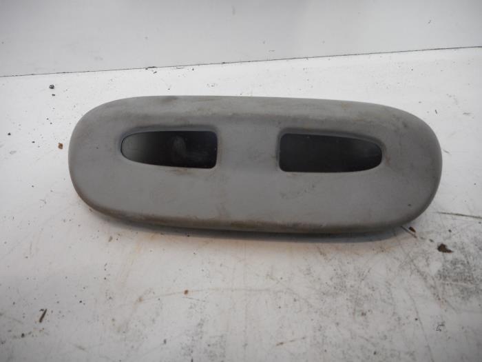 Begagnade PDC-panel Mercedes S (W220) 5.0 S-500 V8 24V Pris € 20,00 Marginaltabell erbjuds av Tijdeman Mercedes Onderdelen
