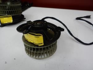 Used Heating and ventilation fan motor Mercedes 190 (W201) Price € 44,00 Margin scheme offered by Tijdeman Mercedes Onderdelen