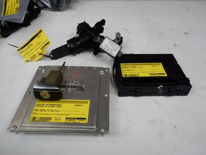 Engine management computer from a Mercedes-Benz ML I (163) 270 2.7 CDI 20V 2003