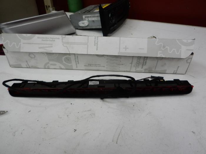 Third brake light Mercedes S 2218200056