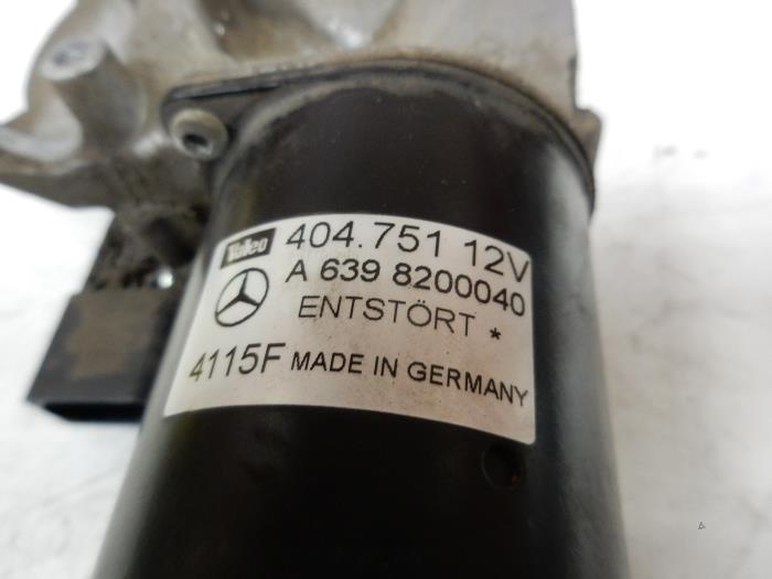 Silnik wycieraczek przednich z Mercedes-Benz Vito (639.7) 2.2 111 CDI 16V 2006