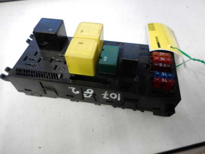 Fuse box from a Mercedes-Benz C (W202)  1997