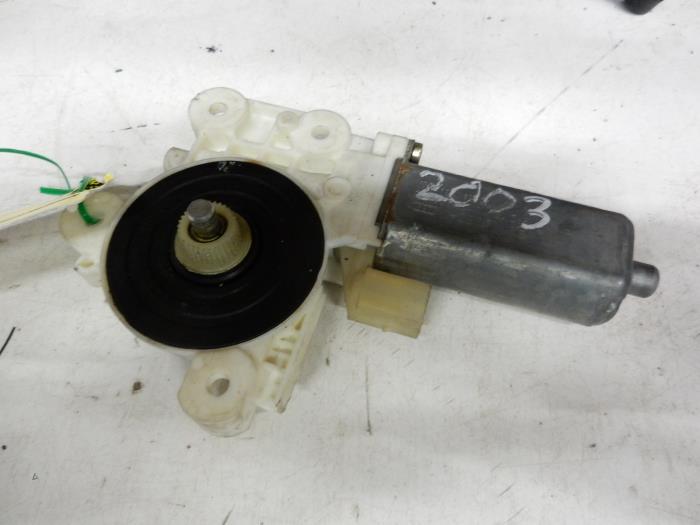 Usados Motor de ventanilla de puerta Mercedes A (W168) Precio de solicitud ofrecido por Tijdeman Mercedes Onderdelen
