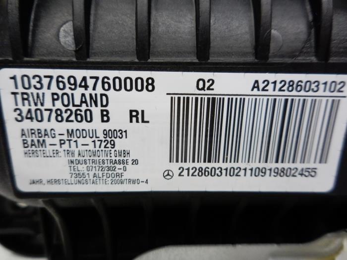 Right airbag (dashboard) from a Mercedes-Benz E (W212) E-350 BlueTec V6 24V 2010