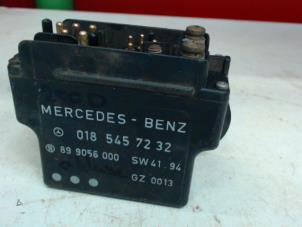 Used Glow plug relay Mercedes C (W202) 2.2 C-220 D 16V Price € 40,00 Margin scheme offered by Tijdeman Mercedes Onderdelen