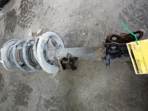 Used Front shock absorber, right Mercedes A (W168) 1.6 A-160 Price € 50,00 Margin scheme offered by Tijdeman Mercedes Onderdelen