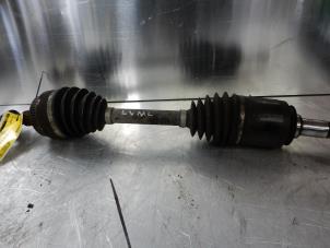 Used Front drive shaft, left Mercedes ML I (163) 400 4.0 CDI V8 32V Price on request offered by Tijdeman Mercedes Onderdelen