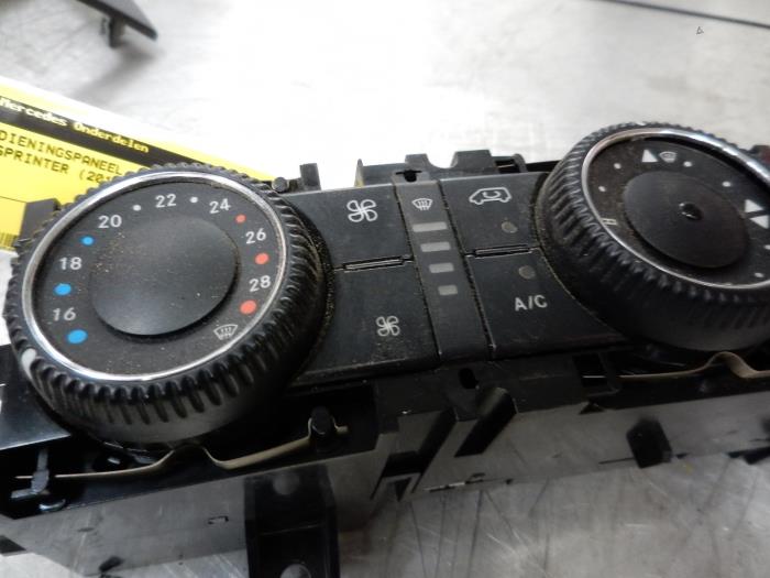 Air conditioning control panel Mercedes Sprinter 3,5t 316 CDI 16V 4x4