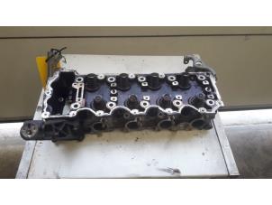 Used Cylinder head Mercedes A (W168) 1.9 A-190 Price on request offered by Tijdeman Mercedes Onderdelen